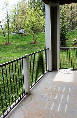 2nd image of 800 Vista Lake Dr APT 001