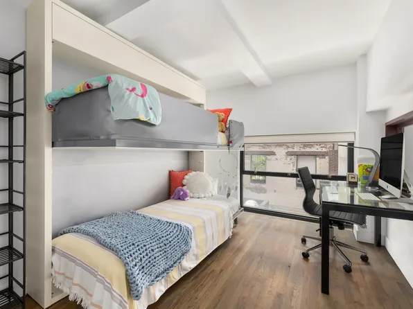 37 Bridge Street image 11 of 14