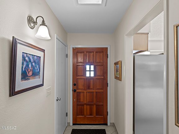 5th image of 105 E El Valle