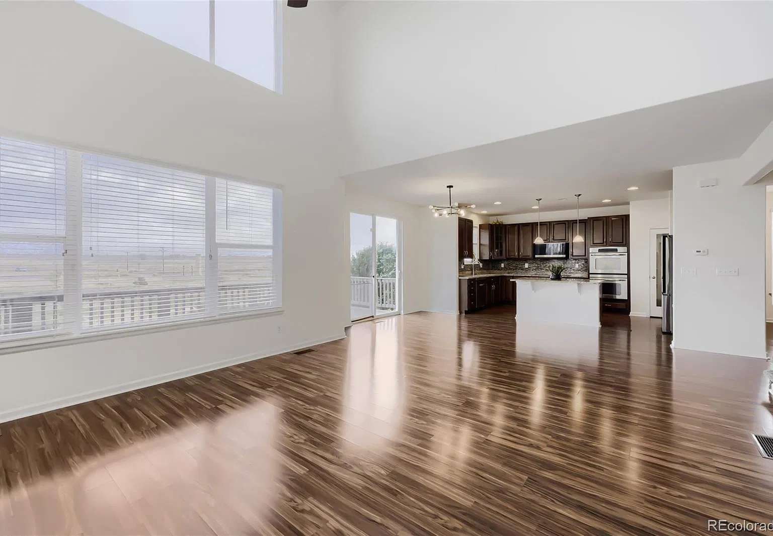 5 bed, 3.5 bath, 3456 sqft, $4,000 — Photo 4
