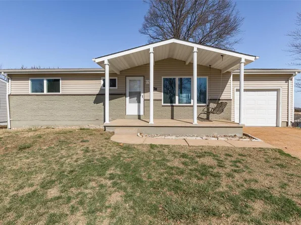 1003 Paula Dr, Arnold, MO 63010