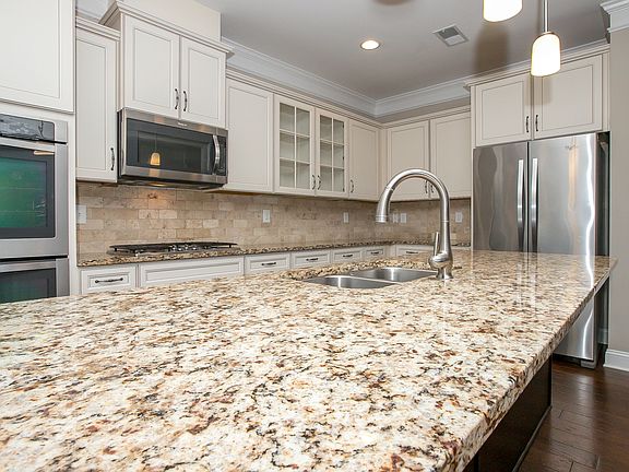 5th image of 5121 Pansley Dr
