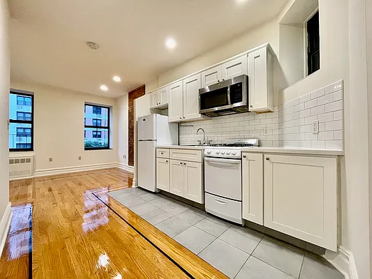 Rented by J & L Holding Corporation | media 1