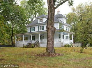 8904 Gallant Green Dr, Mc Lean, VA 22102