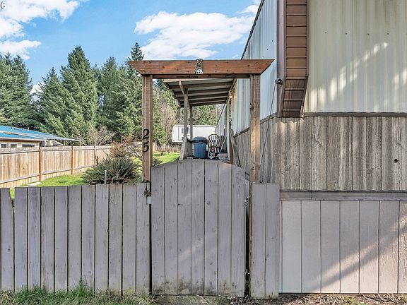 4th image of 10038 S New Era Rd Unit 25