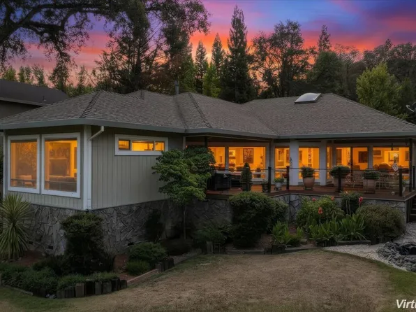 18853 Lake Forest Dr, Penn Valley, CA 95946