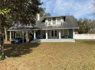 355 W Retta St, De Leon Springs, FL 32130