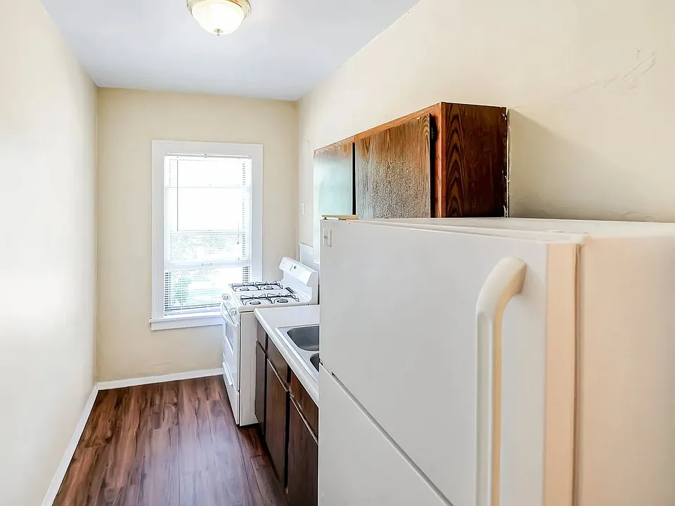 Welcome to Central Lakes of Uptown, where modern living meets comfort. Enjoy spacious layouts, contemporary finishes, and an inviting atmosphere. Embrace stylish living with convenient amenities. Schedule your tour today and make it yours!
