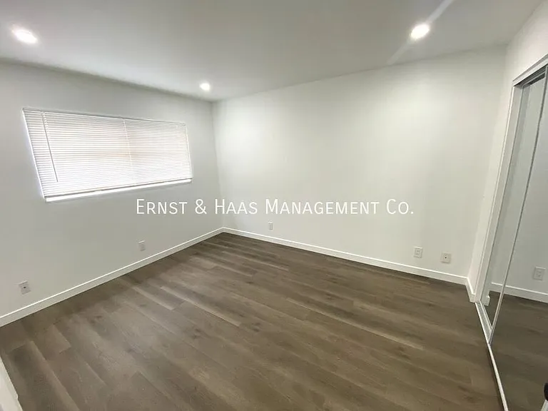 6673 Hammond Ave #G — Photo 9