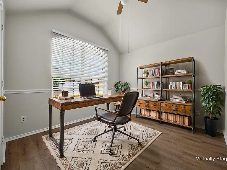 9313 Norfolk Ln — Photo 16