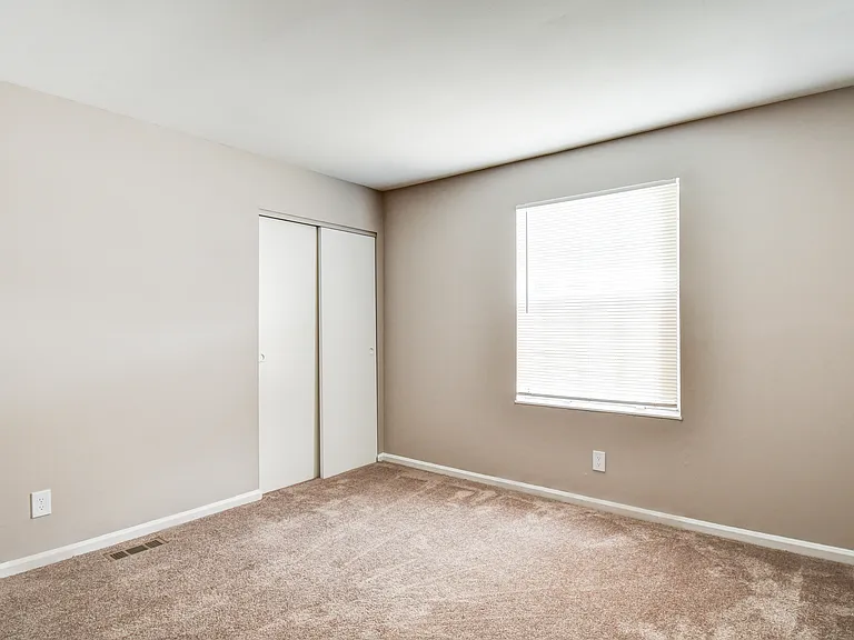 Fox Hunt Apartments — Photo 47