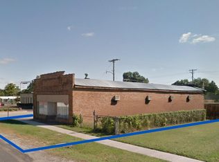 350 S 2nd St, Tamms, IL 62988