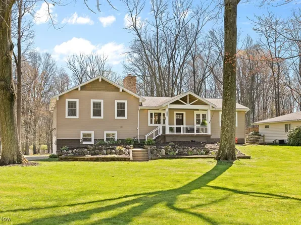 187 N Elm Ave, Tallmadge, OH 44278