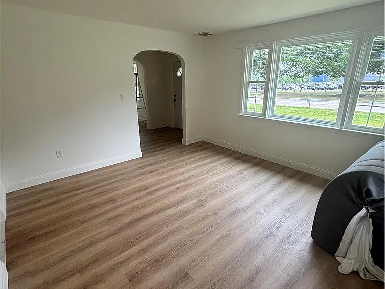 848 Hausman Rd — Photo 11