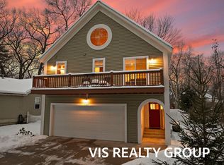 17323 Ottawa Ave, Spring Lake, MI 49456