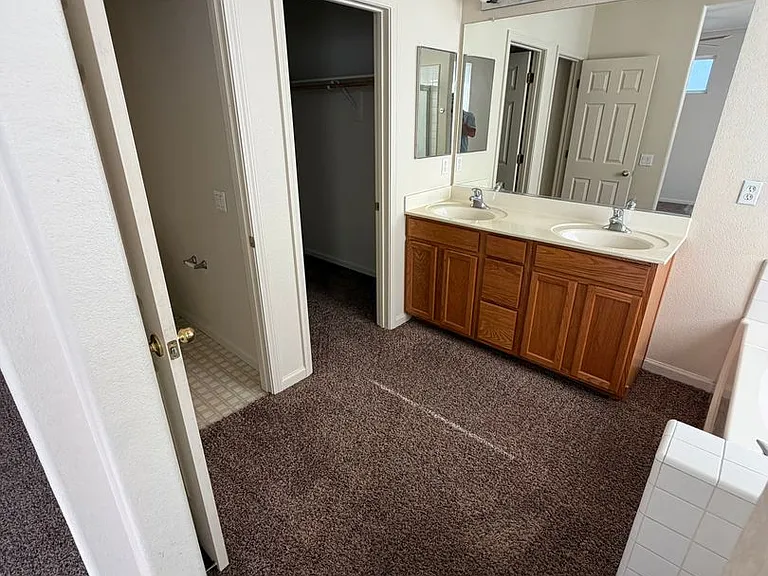 3533 Santiago Ave — Photo 14