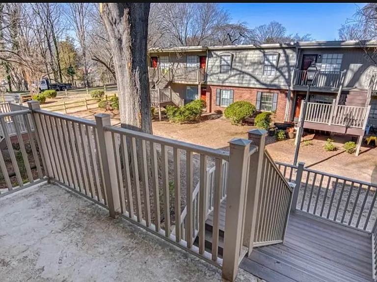 3824 E Country Club Rd #I — Photo 6