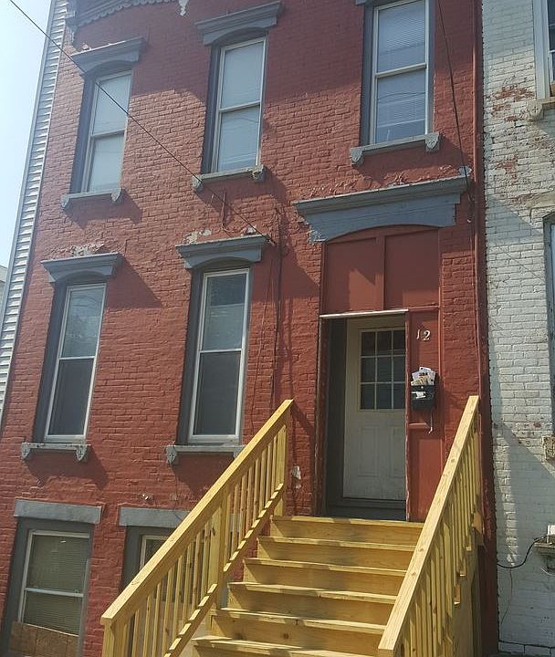 2nd image of 12 Albany St