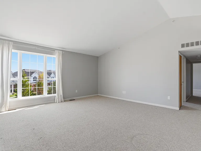 1304 Riversedge Dr — Photo 19