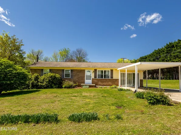 1201 Cedarwood Ln, Maryville, TN 37803