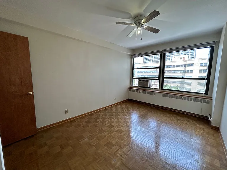 4180 Marine Terrace Apartments — Photo 104