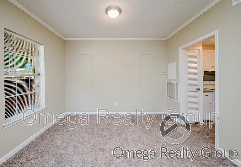 2262 Chapel Hill Rd — Photo 10