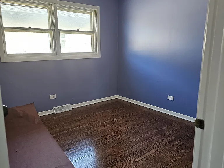 281 Marquette Ave — Photo 2