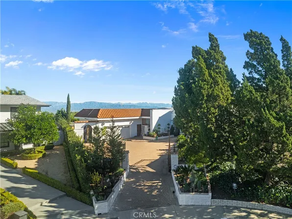 16015 Jeanne Ln, Encino, CA 91436