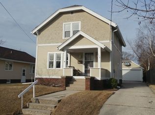 728 S 24th St, Manitowoc, WI 54220