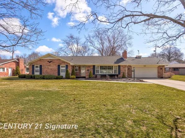 666 Belair Dr, Saginaw, MI 48638