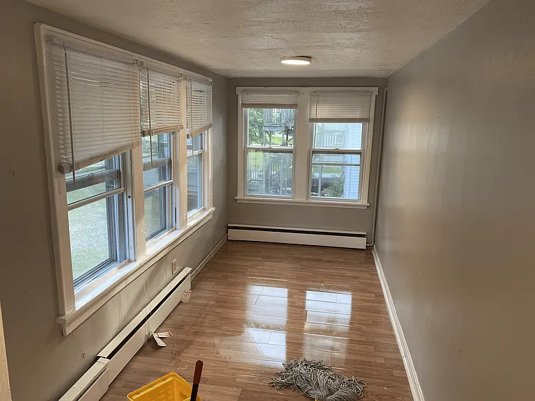 320 E College Ave — Photo 6