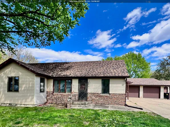 1313 4th St, Onawa, IA 51040