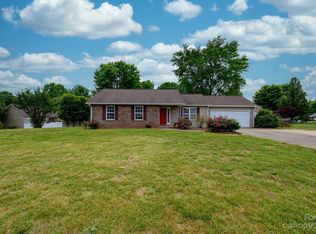 1999 Redberry Ln, Conover, NC 28613