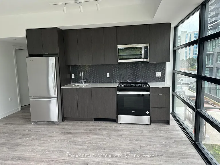 1614D Charles St N #328 — Photo 2