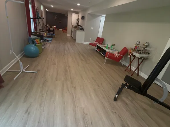 21440 Estate Pl, Ashburn, VA 20147