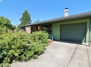 745 25th St, Springfield, OR 97477