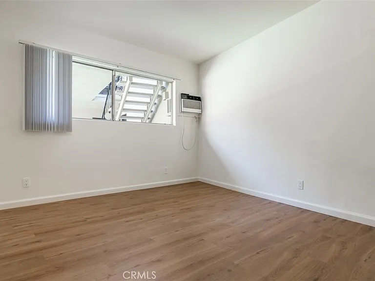 4653 Fulton Ave #4 — Photo 12