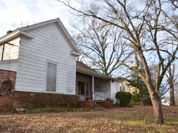 200 S 5th St, Easley, SC 29640