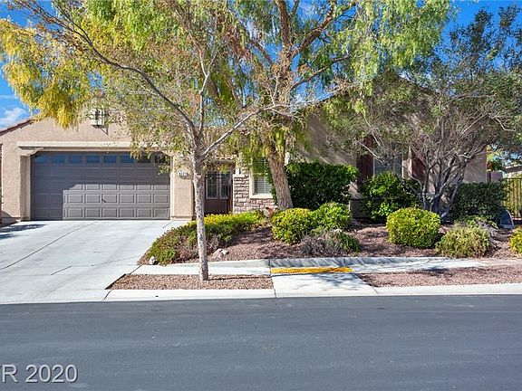 2nd image of 8121 Bay Colony St