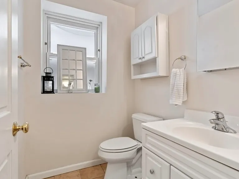 2703 N Dayton St #1 — Photo 7