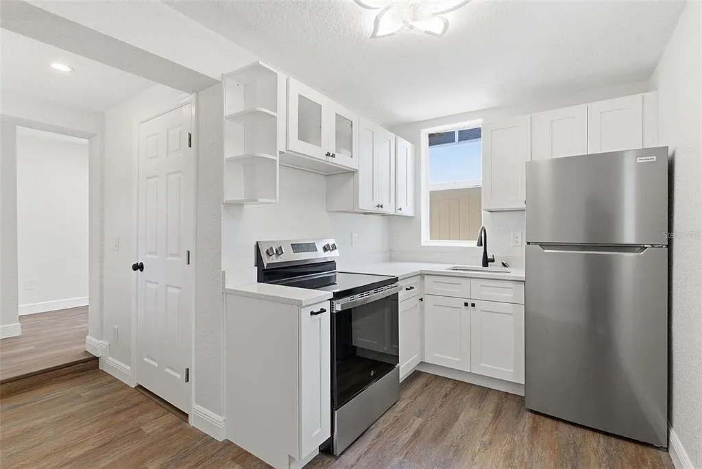 Studio, 1.0 bath, 650 sqft, $1,650 — Photo 4