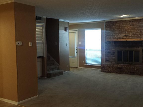 3rd image of 2418 N Graham Dr