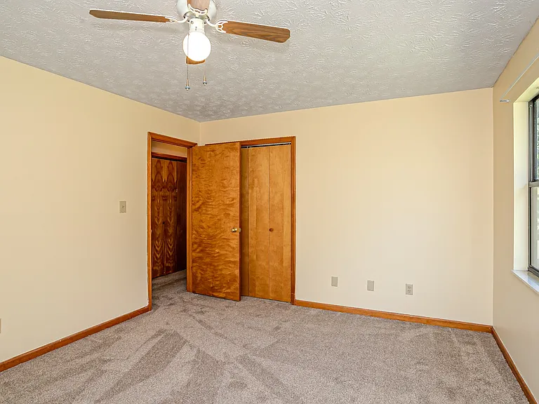 928 Tree Trunk Rd — Photo 20