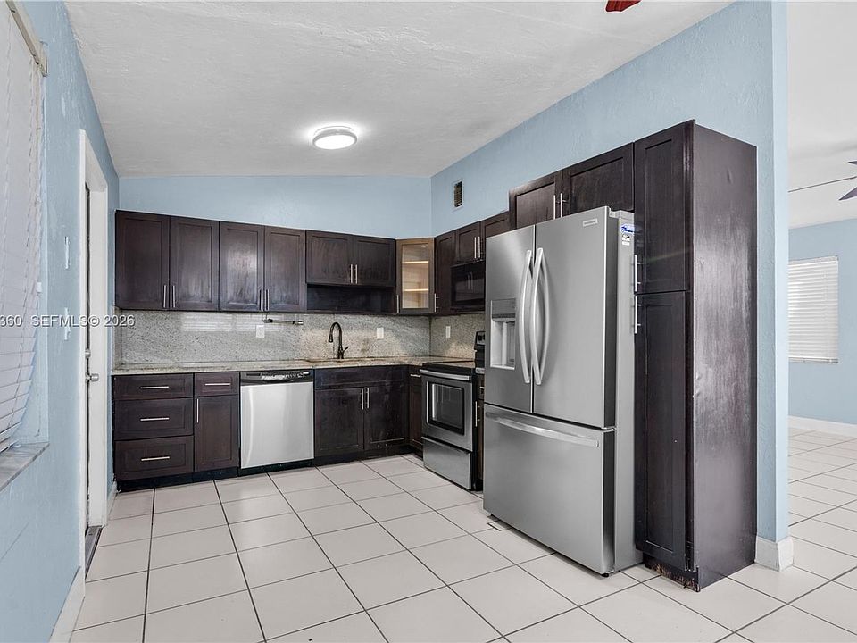 1st image of 11535 Lincoln Blvd #0