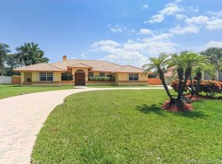 9832 SW 110th St, Miami, FL 33176