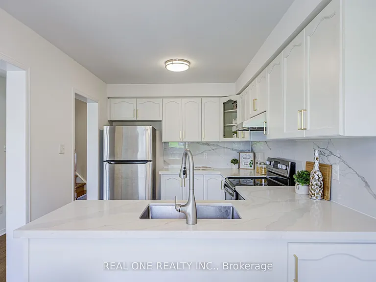 65 Westcliffe Cres — Photo 18