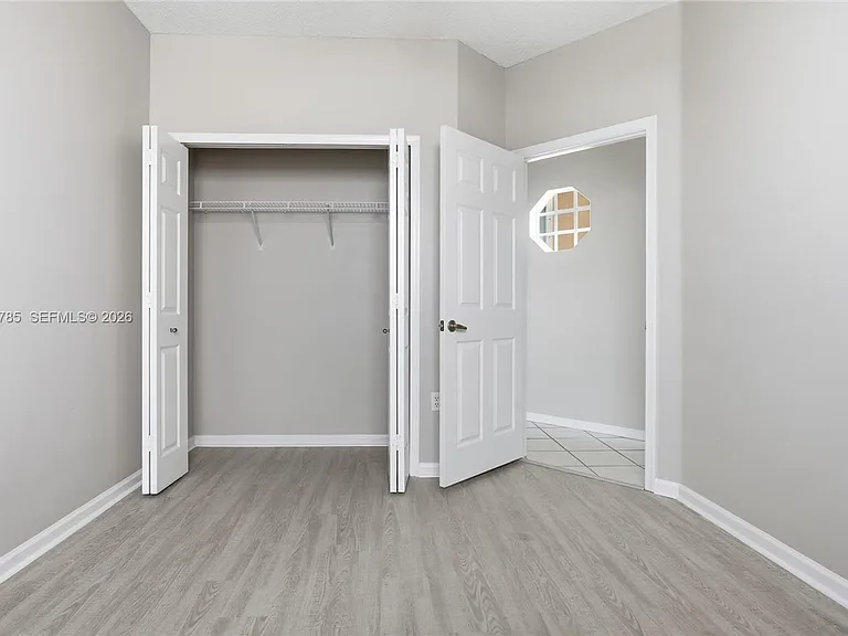 575 SE 29th Dr #0 — Photo 11