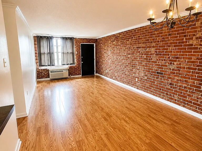 3101 Highland Rd #222 — Photo 8