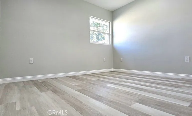 5830 N Vista St — Photo 11