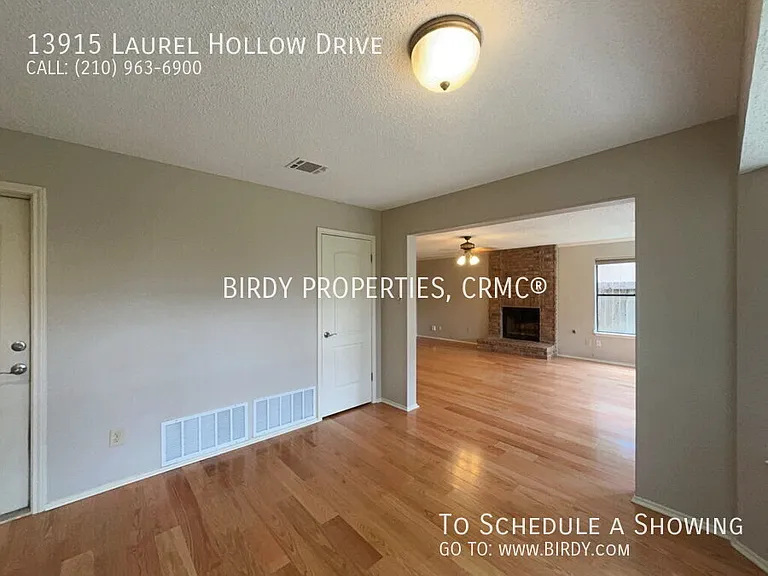 13915 Laurel Hollow Dr — Photo 14